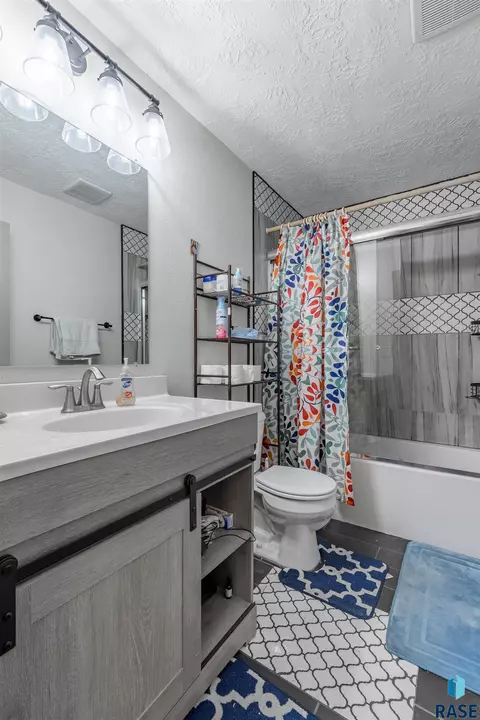 3108 E 12th St, Sioux Falls, SD 57103 photo 12
