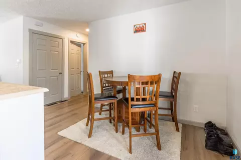 3108 E 12th St, Sioux Falls, SD 57103 photo 8