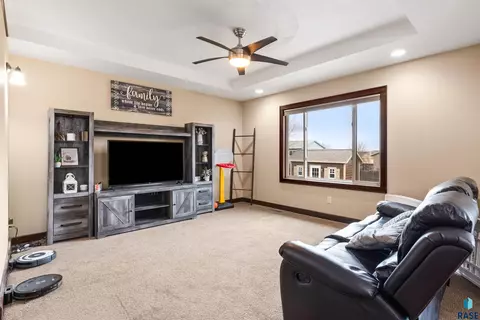 3608 N Gemini Dr, Sioux Falls, SD 57107 photo 7