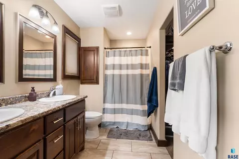 3608 N Gemini Dr, Sioux Falls, SD 57107 photo 11