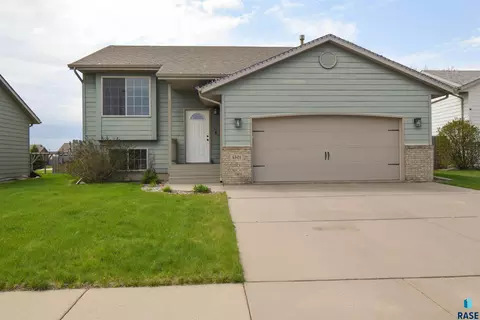 4501 S Vista Park Ave, Sioux Falls, SD 57106