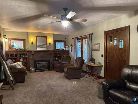 Living - 316 E 3rd St, Freeman, SD 57029 photo 1 of 8