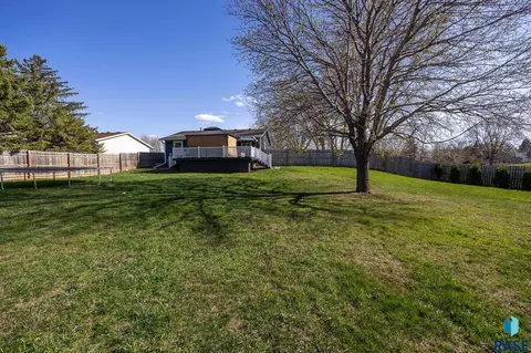 500 E 3rd St, Crooks, SD 57020 photo 47