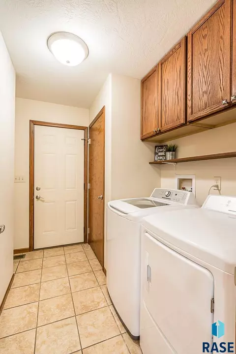 5608 S Culbert Ave, Sioux Falls, SD 57106 photo 15