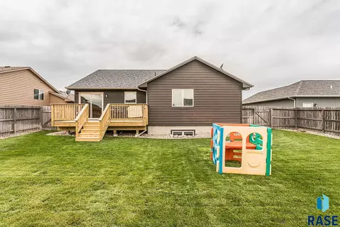 5608 S Culbert Ave, Sioux Falls, SD 57106 photo 27