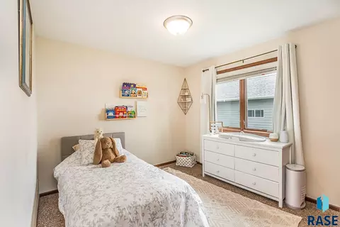 5608 S Culbert Ave, Sioux Falls, SD 57106 photo 18