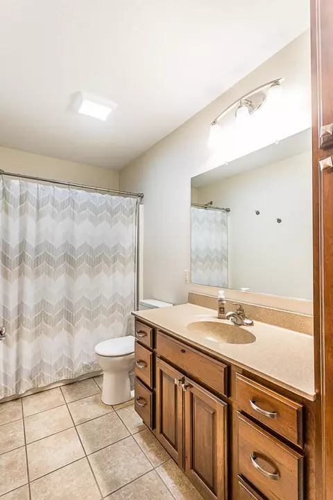 5608 S Culbert Ave, Sioux Falls, SD 57106 photo 14