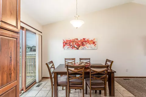 5608 S Culbert Ave, Sioux Falls, SD 57106 photo 13