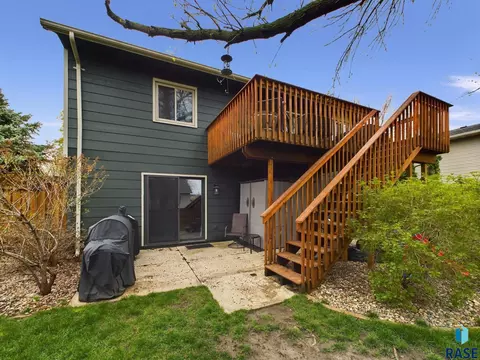 4403 E 33rd St, Sioux Falls, SD 57103 photo 38