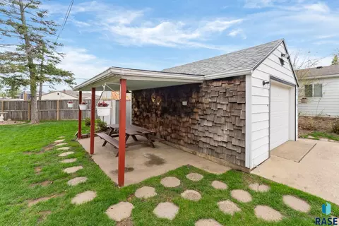 2105 E Austin St, Sioux Falls, SD 57103 photo 24