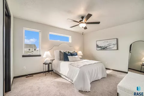 3502 S Chalice Pl, Sioux Falls, SD 57106 photo 8