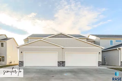 3502 S Chalice Pl, Sioux Falls, SD 57106 photo 1
