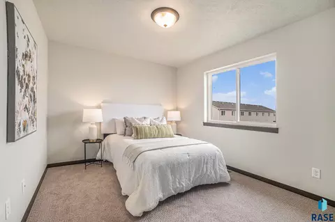 3502 S Chalice Pl, Sioux Falls, SD 57106 photo 14