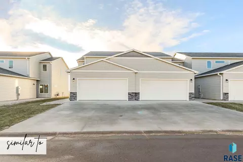 3504 S Chalice Pl, Sioux Falls, SD 57106
