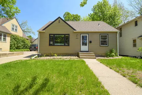 2212 S Phillips Ave, Sioux Falls, SD 57105