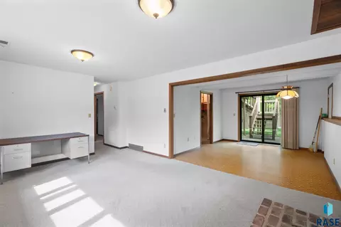 413 E Aspen Dr, Sioux Falls, SD 57105 photo 24