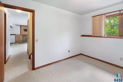 413 E Aspen Dr, Sioux Falls, SD 57105 photo 27