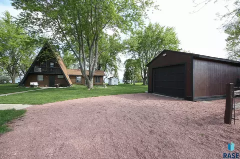 1120 County Hwy 14 Hwy, Hendricks, MN 56136 photo 29
