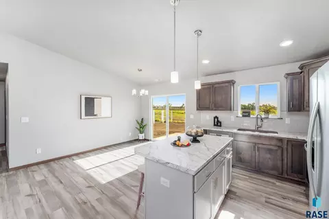 6829 W 5th St, Sioux Falls, SD 57107 photo 11