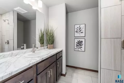 6829 W 5th St, Sioux Falls, SD 57107 photo 20