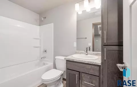 1310 N Kenley Pl, Tea, SD 67064 photo 17
