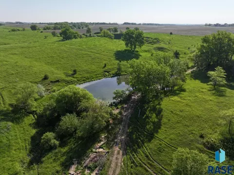 25910 477th Ave, Sioux Falls, SD 57104 photo 9