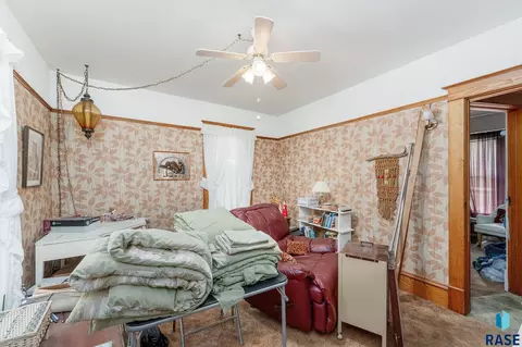 807 S Spring Ave, Sioux Falls, SD 57104 photo 13