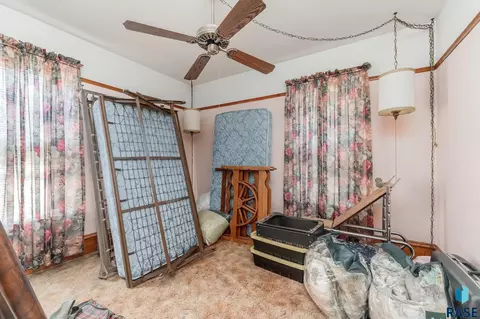 807 S Spring Ave, Sioux Falls, SD 57104 photo 15