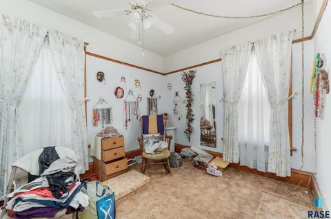 807 S Spring Ave, Sioux Falls, SD 57104 photo 12