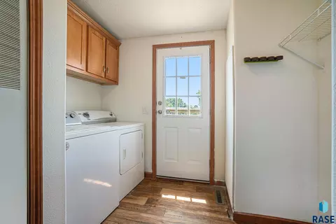 200 N Caley Pl, Sioux Falls, SD 57110 photo 11
