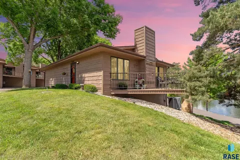 3510 W Norie Pl, Sioux Falls, SD 57106