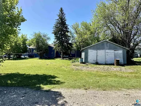 938 E 6th St, Winner, SD 57580 photo 21