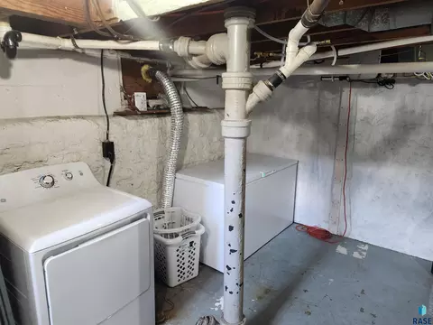 205 E 6th St, Dell Rapids, SD 57022 photo 16