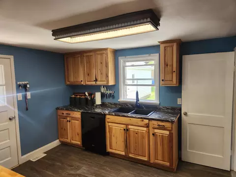 205 E 6th St, Dell Rapids, SD 57022 photo 9