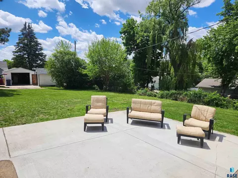 205 E 6th St, Dell Rapids, SD 57022 photo 21