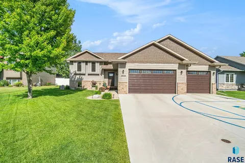 2400 Devon Ave, Tea, SD 57064 photo 1