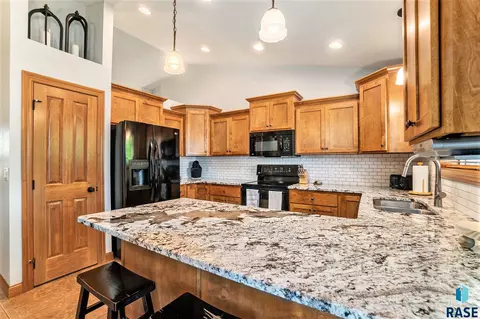 2400 Devon Ave, Tea, SD 57064 photo 10