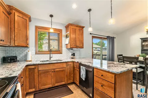 2400 Devon Ave, Tea, SD 57064 photo 9