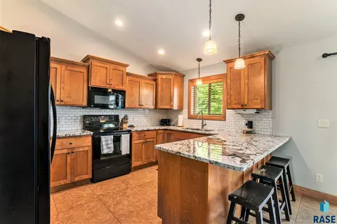 2400 Devon Ave, Tea, SD 57064 photo 8