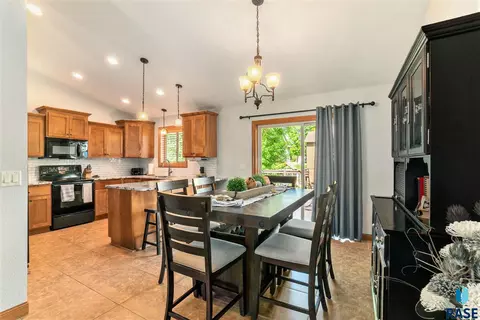 2400 Devon Ave, Tea, SD 57064 photo 7