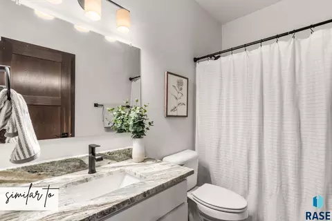 7913 E Marana St, Sioux Falls, SD 57110 photo 17