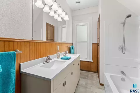 1100 Washington St, Centerville, SD 57014 photo 32