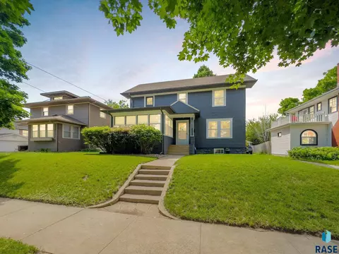 1011 W 10th St, Sioux Falls, SD 57104