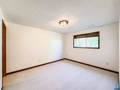 26712 481st Ave, Brandon, SD 57005 photo 33