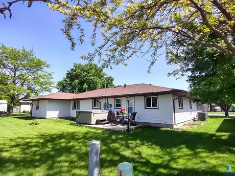 323 E 9th St, Miller, SD 57362 photo 35