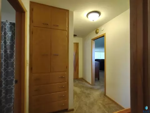 323 E 9th St, Miller, SD 57362 photo 30