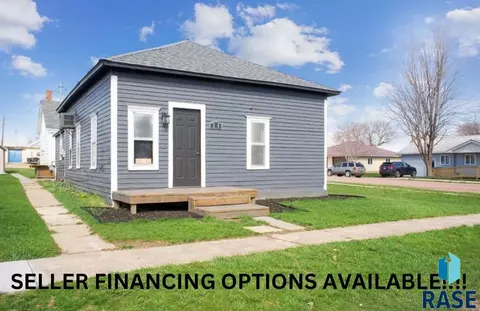 301 S Carpenter St, Tripp, SD 57376 photo 1