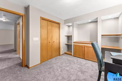 101 W Beechnut St, Brandon, SD 57005 photo 17