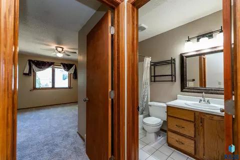 320 E Kevin Dr, Tea, SD 57064 photo 9
