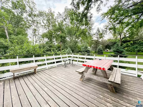 602 E Lynn Ave, Canton, SD 57013 photo 10